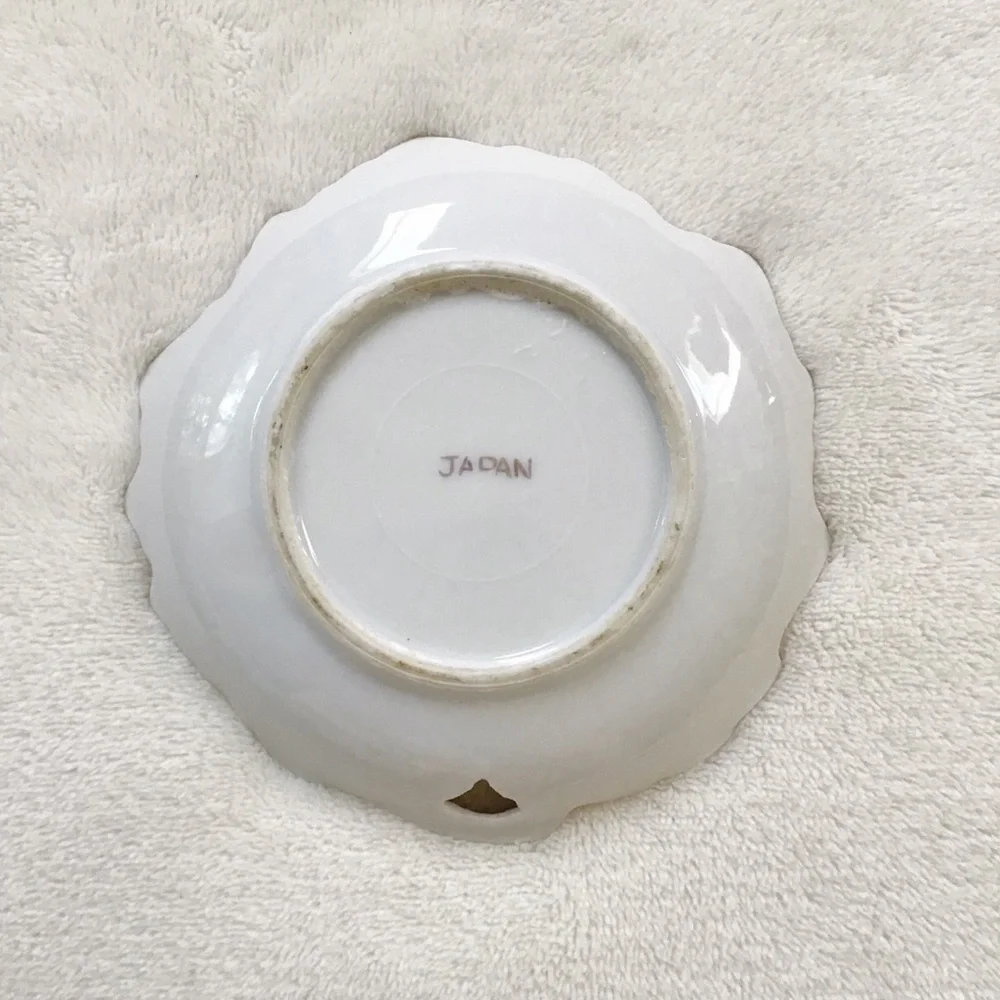Vintage Japan Floral Porcelain Trinket Dish Gold Trim Scalloped Handle
